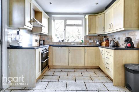 3 bedroom semi-detached house for sale, Wadham Road, Abbots Langley