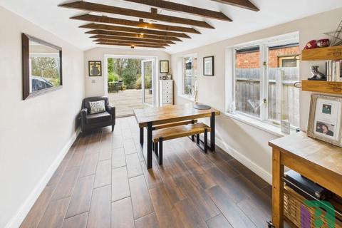 4 bedroom terraced house for sale, Station Road, Milton Keynes MK17