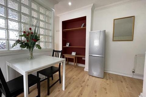 1 bedroom apartment to rent, Ninian Road, Cardiff