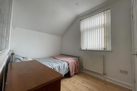 1 bedroom apartment to rent, Ninian Road, Cardiff