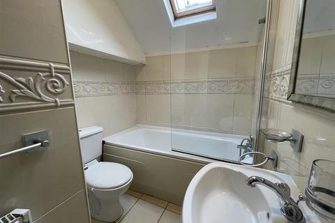 1 bedroom apartment to rent, Ninian Road, Cardiff