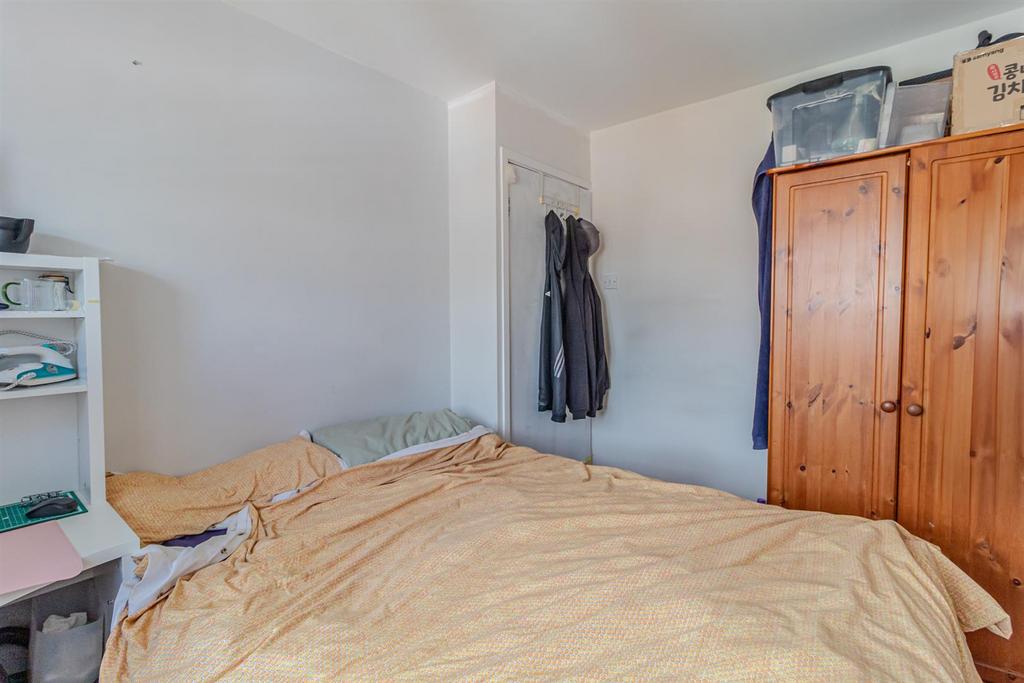 12, Ballantrae Close Arnold, Nottingham, NG5 8 QH