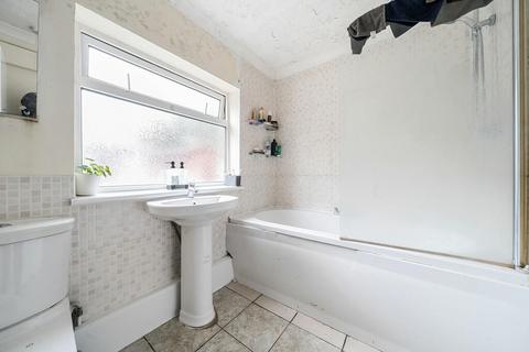 4 bedroom terraced house to rent, Priory Road, Dartford DA1
