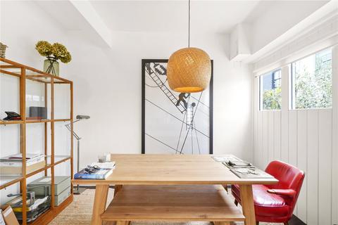undefined, Pembridge Mews, London, W11