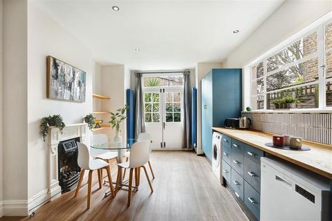 4 bedroom house for sale, Cormont Road, London SE5