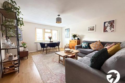 10 Wildwood Close, London, SE12 0ST