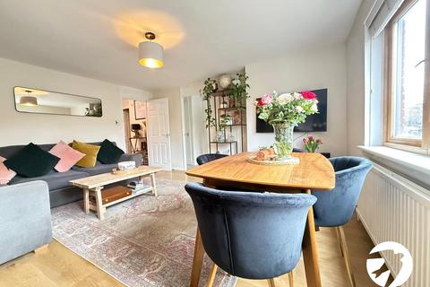 10 Wildwood Close, London, SE12 0ST