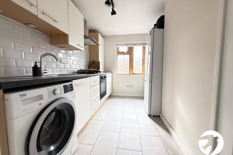 10 Wildwood Close, London, SE12 0ST