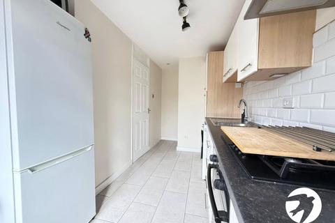 10 Wildwood Close, London, SE12 0ST