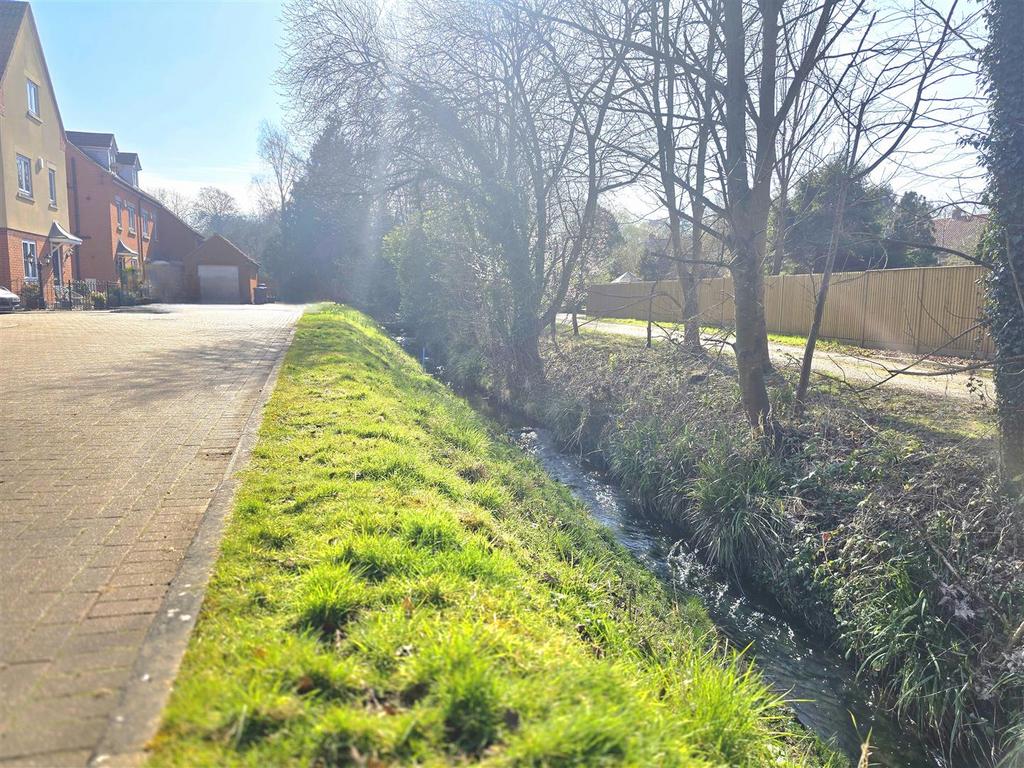 Stream to Front
