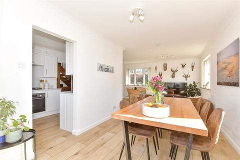 4 bedroom detached house for sale, Bobbin Lodge Hill, Chartham, Canterbury, Kent