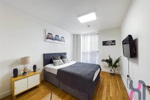 3 bedroom flat for sale, Manchester Waters, 1 Pomona Strand, Old Trafford, Manchester, M16