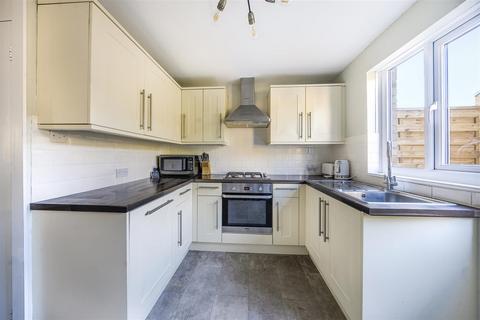 29 Lower Hanger, Haslemere, GU27 1LU