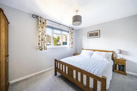 29 Lower Hanger, Haslemere, GU27 1LU