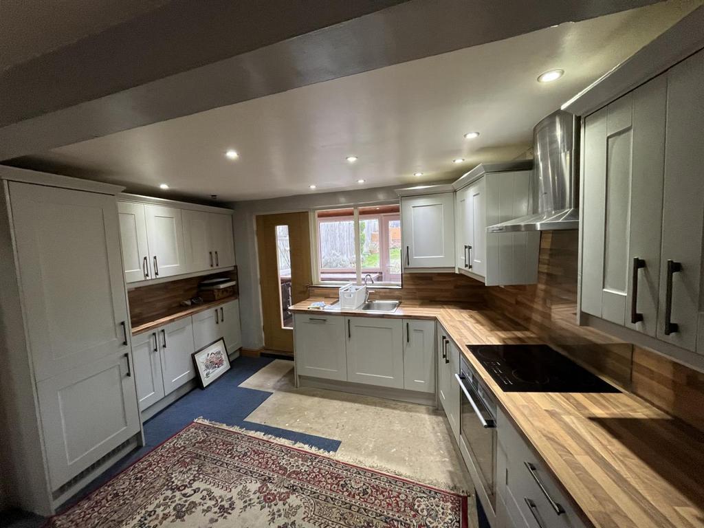 6 A High Street, Patrington, HU12 0 RE