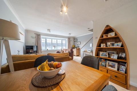 7 Brow Close, Windermere, LA23 2HA