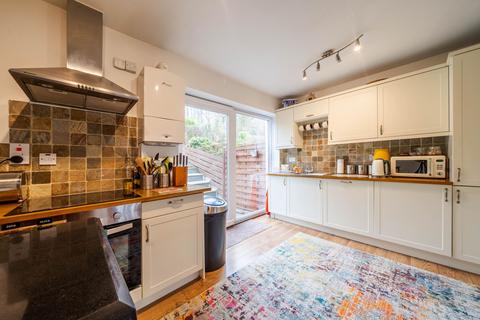 7 Brow Close, Windermere, LA23 2HA