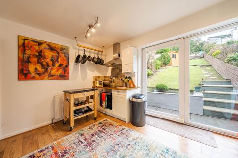 7 Brow Close, Windermere, LA23 2HA