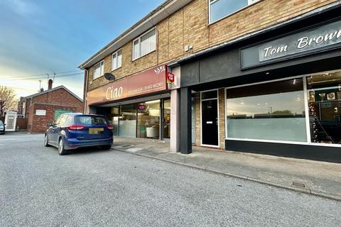 3 bedroom flat to rent, Maple Drive, Beverley, East Riding of Yorkshire, UK, HU17