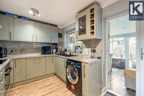 14 Melton Fields, Epsom, KT19 9QH