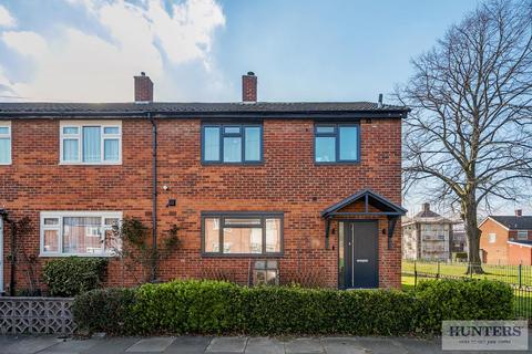 75 Luffield Road, London, SE2 9JN