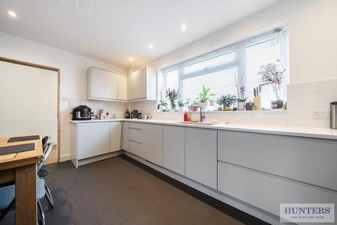 75 Luffield Road, London, SE2 9JN