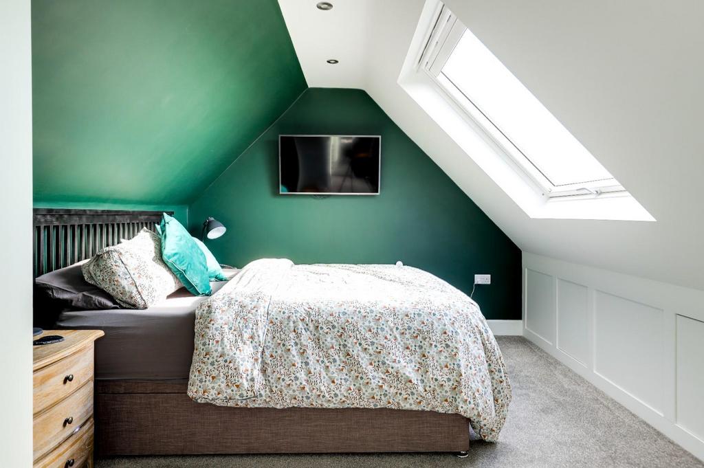Bedroom One.JPG