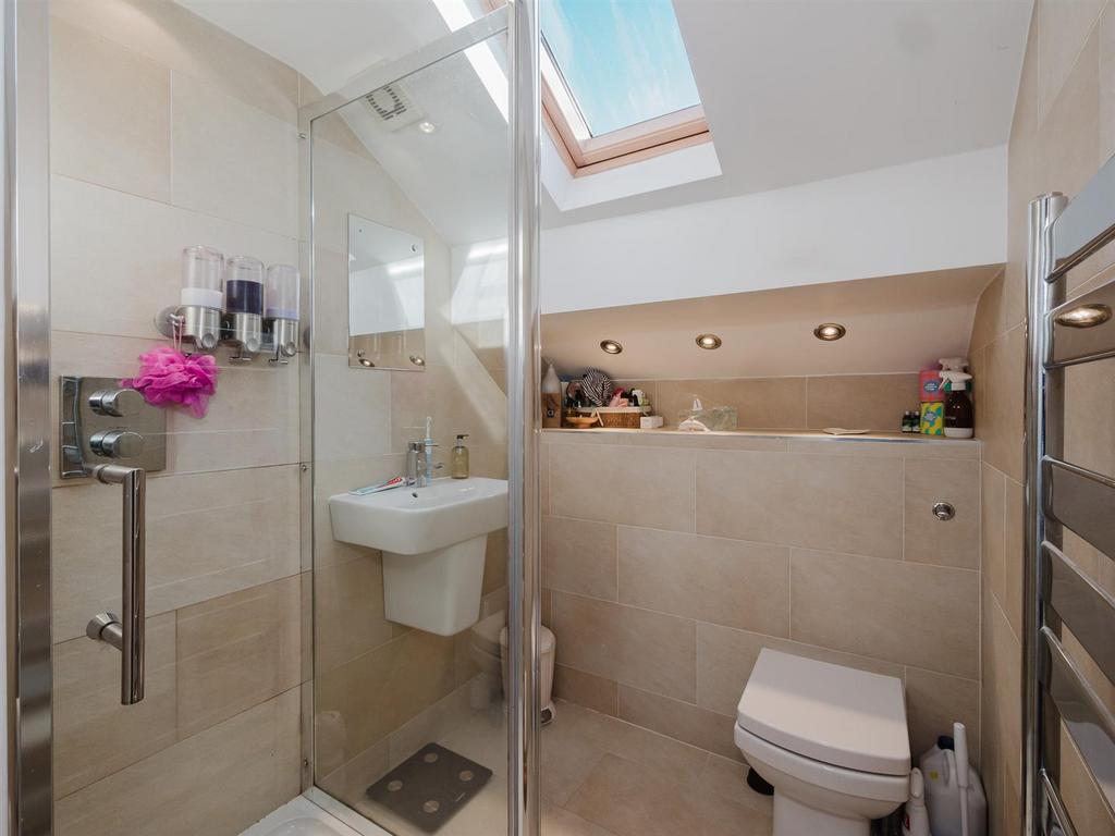 En Suite Shower Room