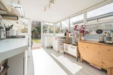 21 Chesham Terrace, London, W13 9HX