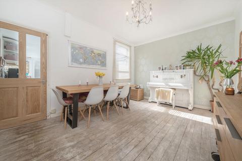 21 Chesham Terrace, London, W13 9HX