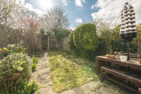 21 Chesham Terrace, London, W13 9HX