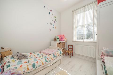 21 Chesham Terrace, London, W13 9HX