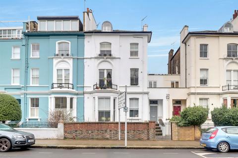 42e Regents Park Road, London, NW1 7SX