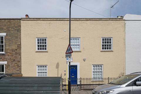 4 bedroom terraced house for sale, Tottenham Road, De Beauvoir Town, London, N1