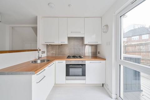 2 bedroom flat to rent, The Heights, Charlton, London, SE7