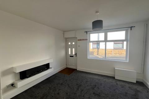 3 bedroom end of terrace house to rent, King Street, Long Buckby, Northamptonshire, NN6 7RP