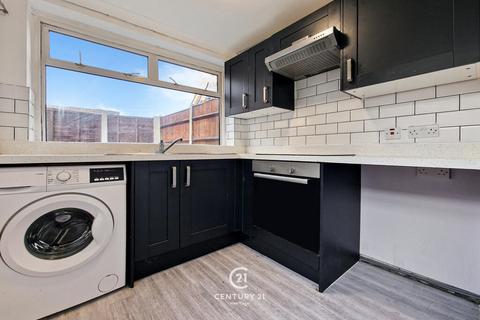 2 bedroom terraced house to rent, Trevelyan Road, Stratford, E15 1SU