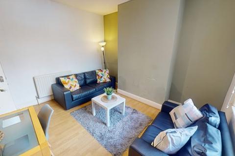 3 bedroom terraced house to rent, 12 Ridding Terrace, Nottingham, Nottinghamshire, NG3
