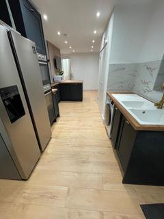 1 bedroom in a house share to rent, Summerfield Avenue, Cardiff