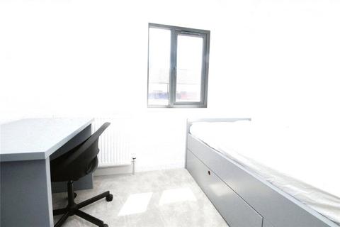 6 bedroom house to rent, Ibbetson Path, Loughton, IG10
