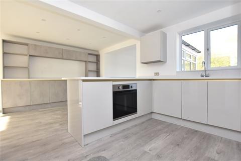 3 bedroom detached house for sale, Bruntcliffe Road, Morley, Leeds, West Yorkshire
