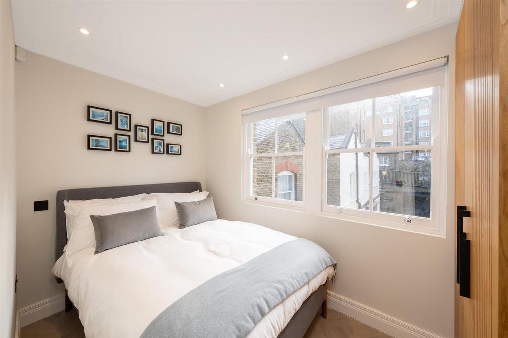 67 Kinnerton Street Hi-23.jpg