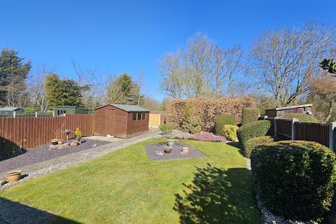 2 bedroom semi-detached bungalow for sale, Fleming Avenue, Bottesford