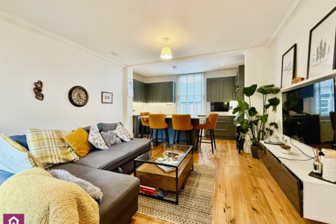 2 bedroom flat for sale, Stamford New Road, Altrincham, Greater Manchester, WA14