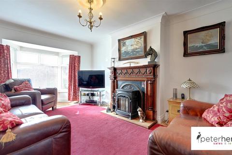 4 bedroom bungalow for sale, Crosslea Avenue, Tunstall, Sunderland