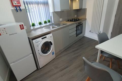 1 bedroom flat to rent, Flat 3, 304 Whitchurch ROAD