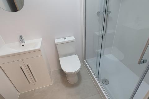 1 bedroom flat to rent, Flat 3, 304 Whitchurch ROAD