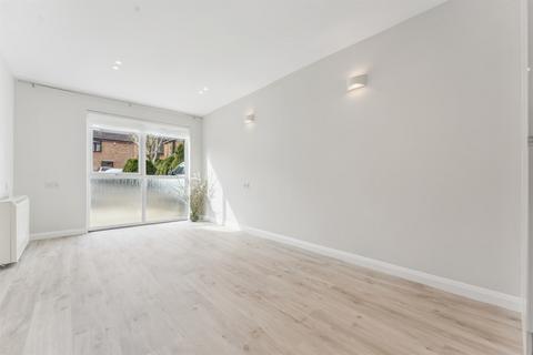 3 bedroom terraced house to rent, Bears Hedge, Iffley, Oxford, OX4