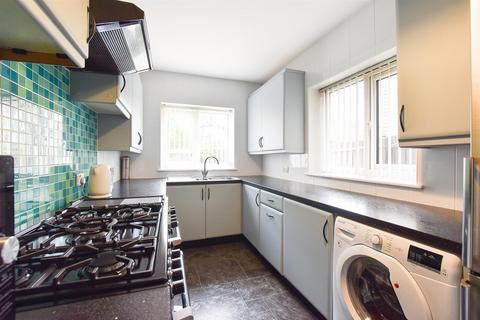 4 bedroom detached house for sale, High Street, Halling