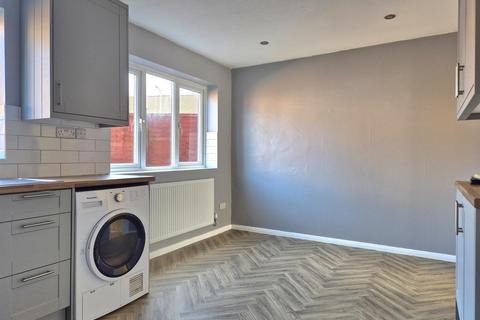 19 Finmere Gardens, Weston-super-mare, BS22 7SR